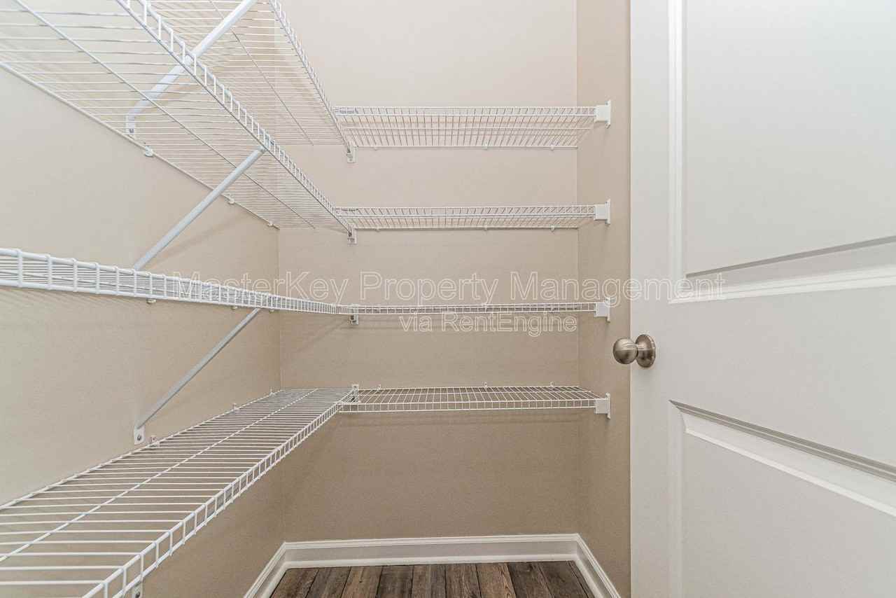 1242 Flyfish Ave - Photo 6 of 32