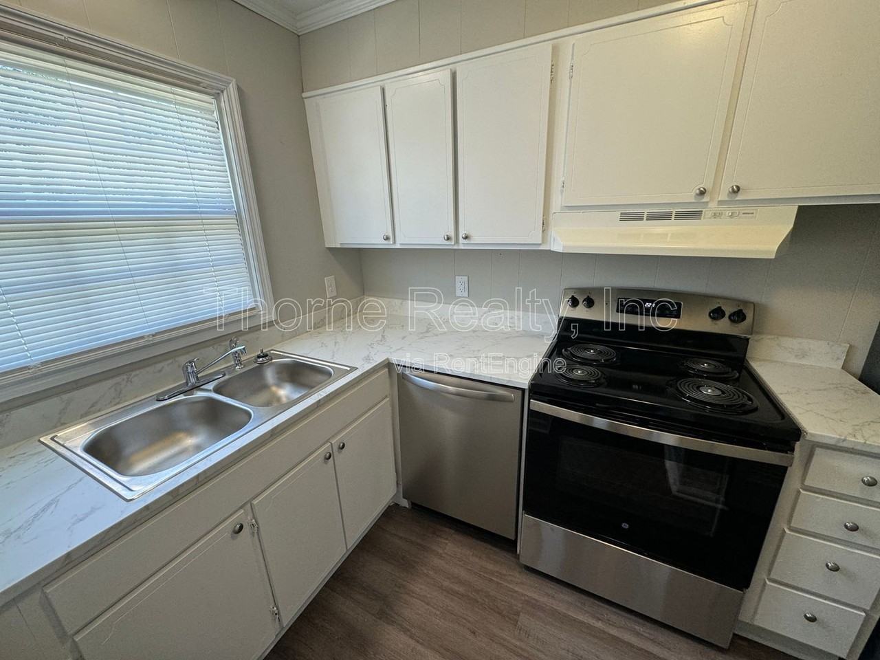 616 S Boddie St - Photo 6 of 19