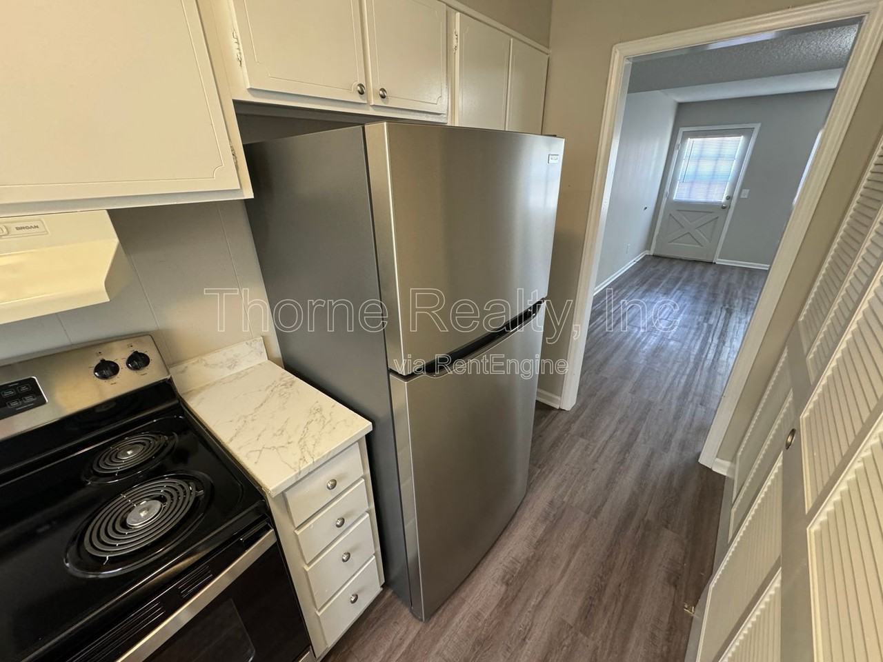 616 S Boddie St - Photo 7 of 19