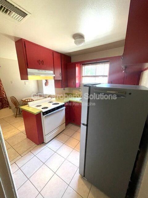 2530 Veranda Rd Nw #C - Photo 6 of 35