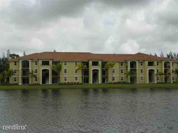 9855 Herons Nest Ct - Photo 3 of 8