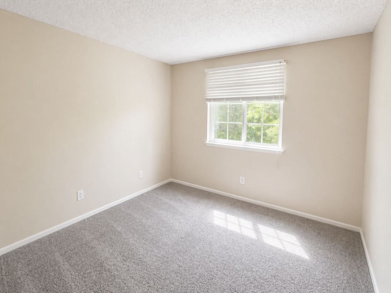 9456 Lexington Cir #1 - Photo 3 of 10