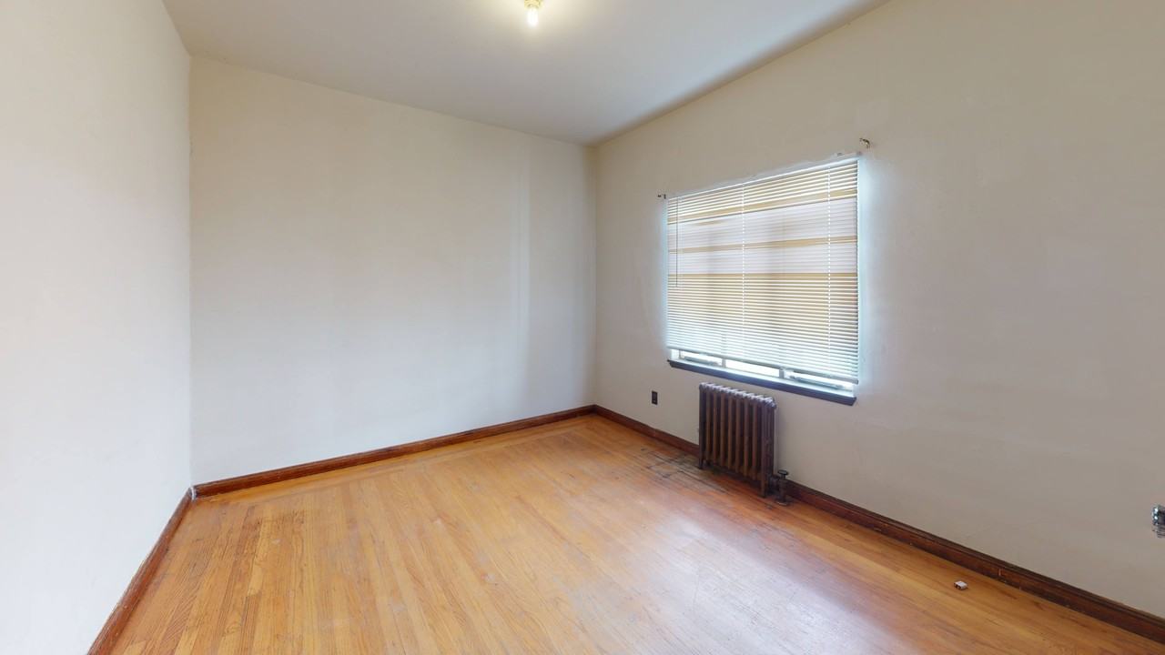 2363 Le Conte Avenue - Photo 4 of 18