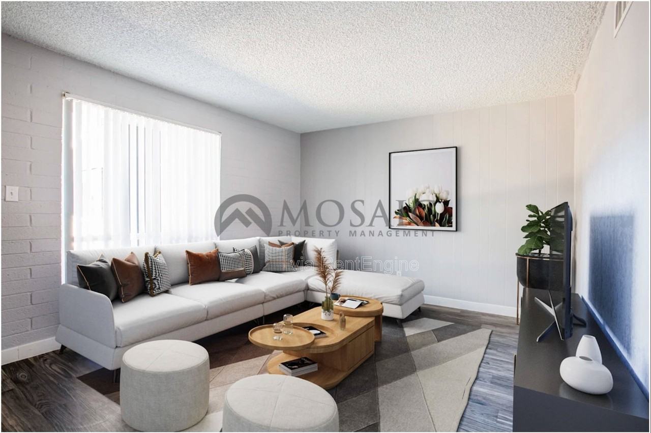 2925 N Greenfield Rd #420 - Photo 5 of 11