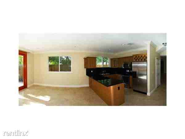 3210 Matilda St - Photo 2 of 11