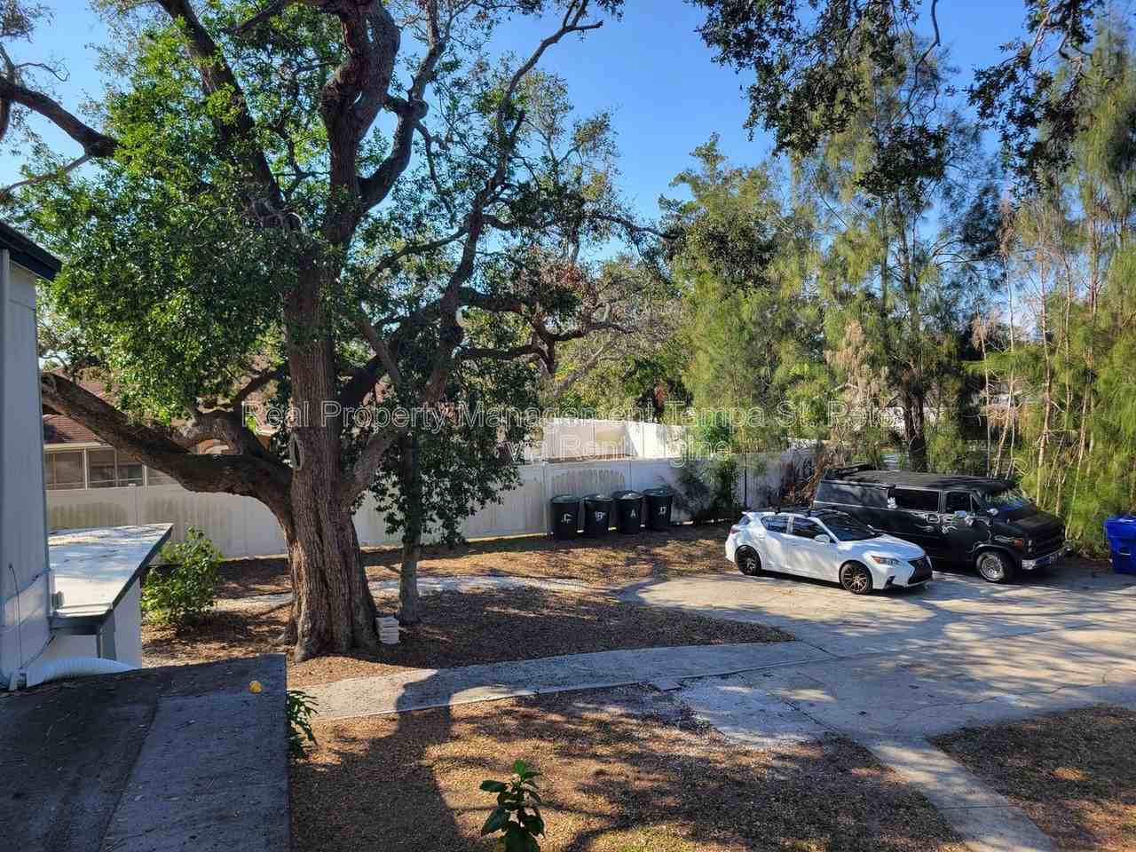 643 Wisteria Ct #D - Photo 5 of 19