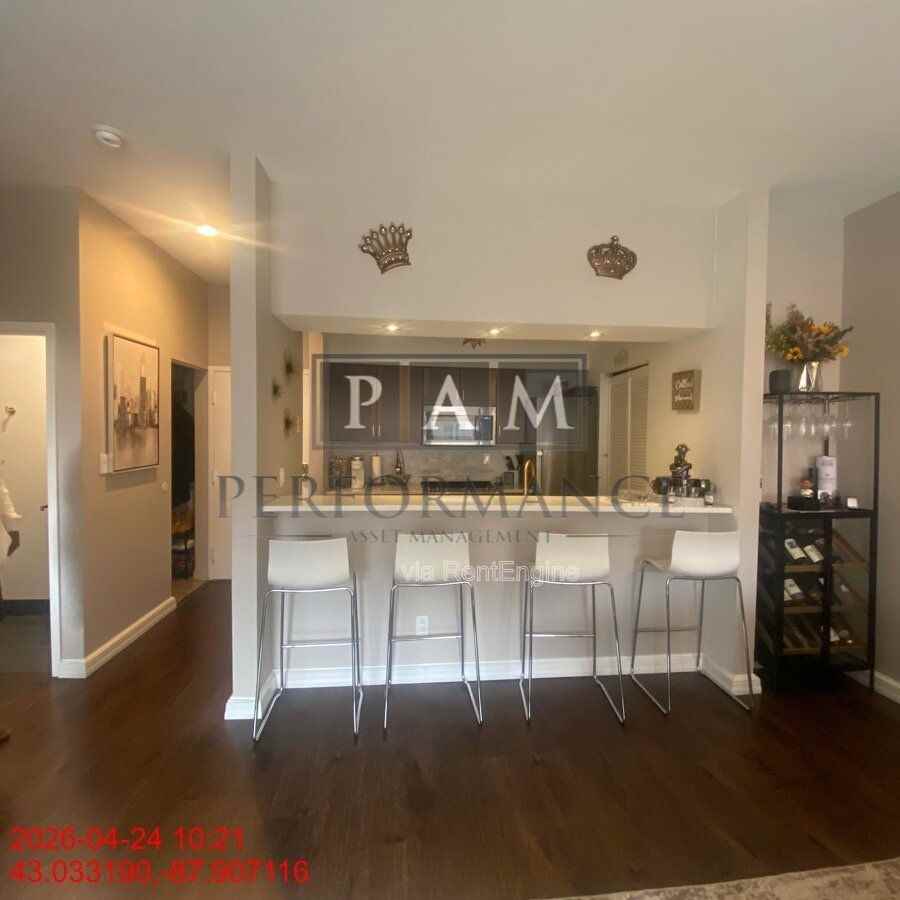 234 N Broadway - Photo 5 of 32