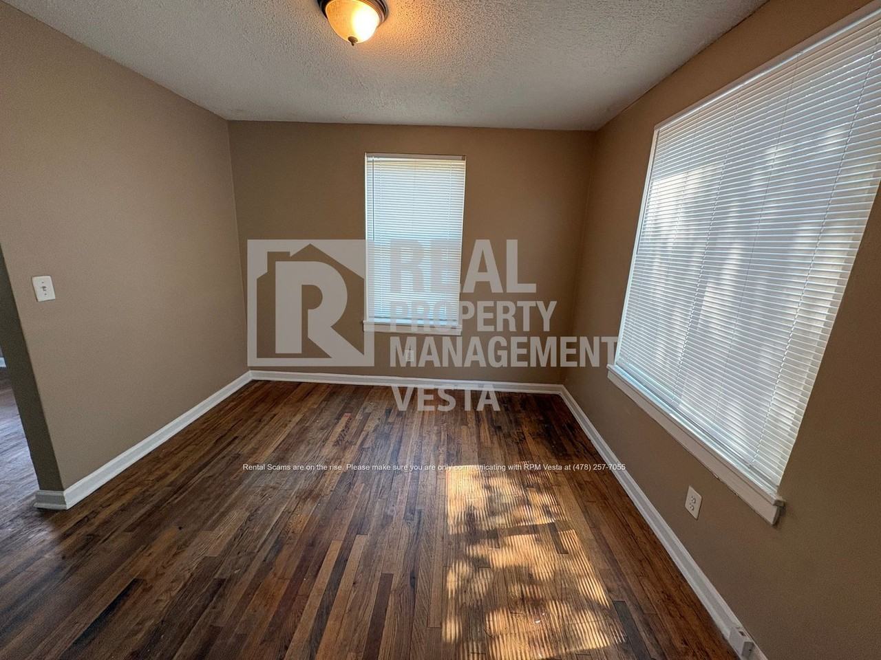 2140 Ingleside Ave #D1 - Photo 4 of 12