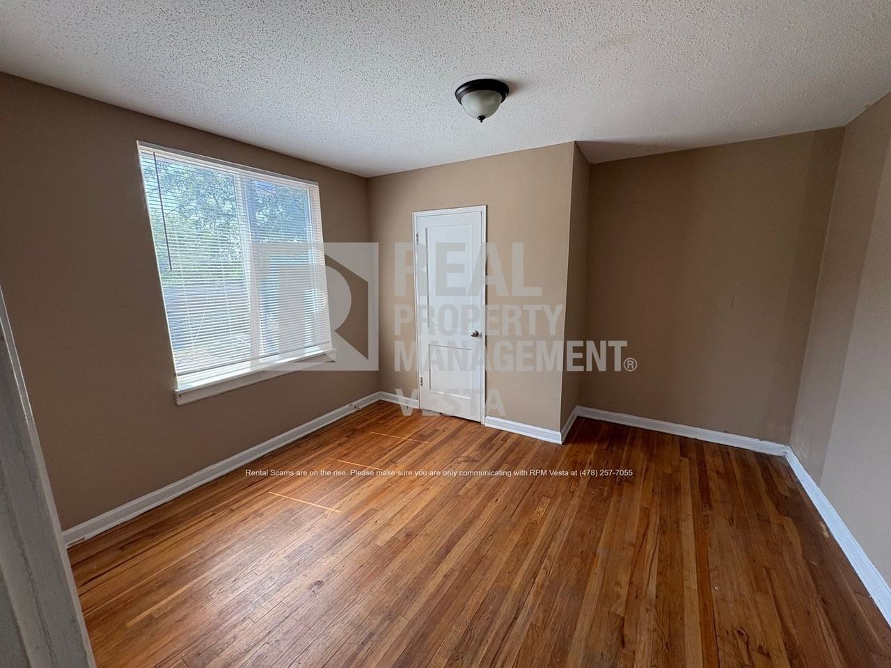 2140 Ingleside Ave #D1 - Photo 7 of 12