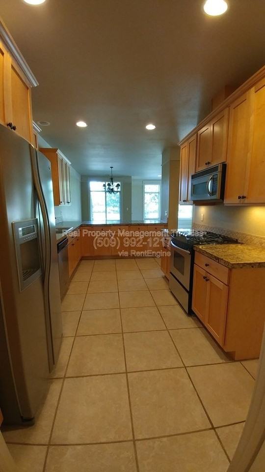 459 Columbia Point Dr - Photo 6 of 34