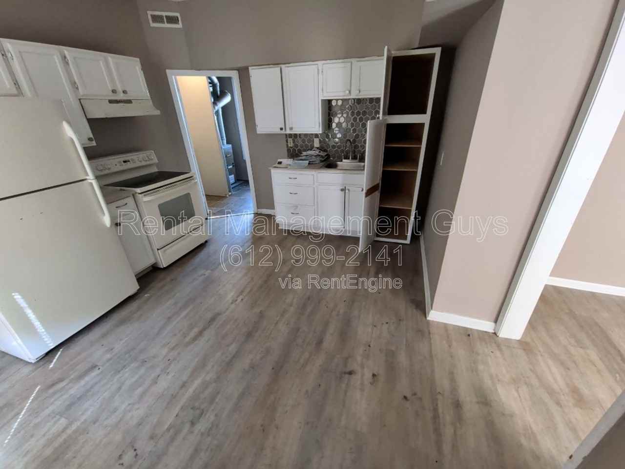 2935 Aldrich Ave N #1 - Photo 6 of 9