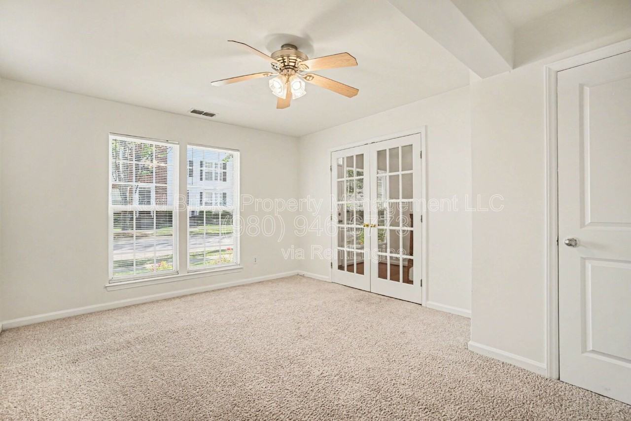 15658 King Louis Ct - Photo 7 of 27