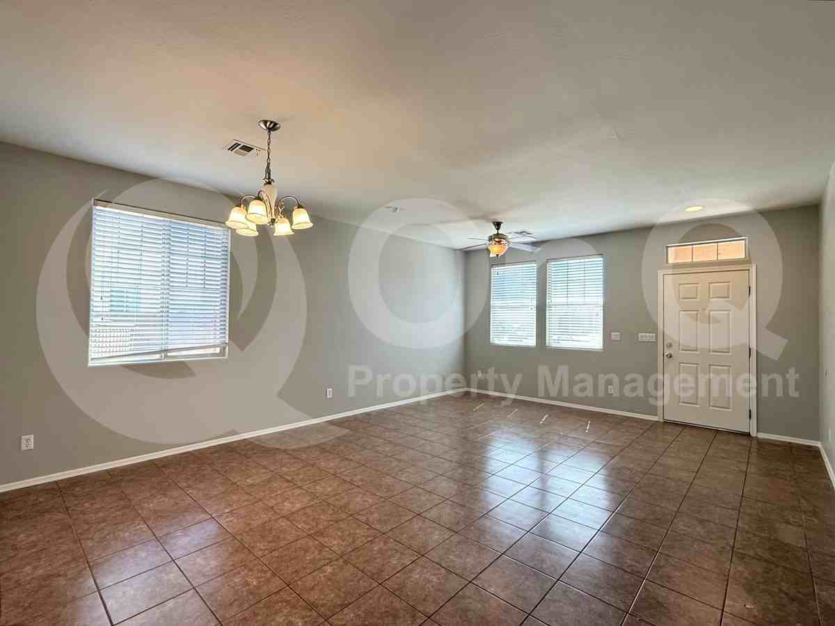 27297 N 172nd Ln - Photo 7 of 16