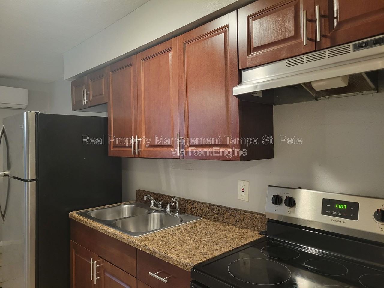 402 W Amelia Ave #C - Photo 7 of 15