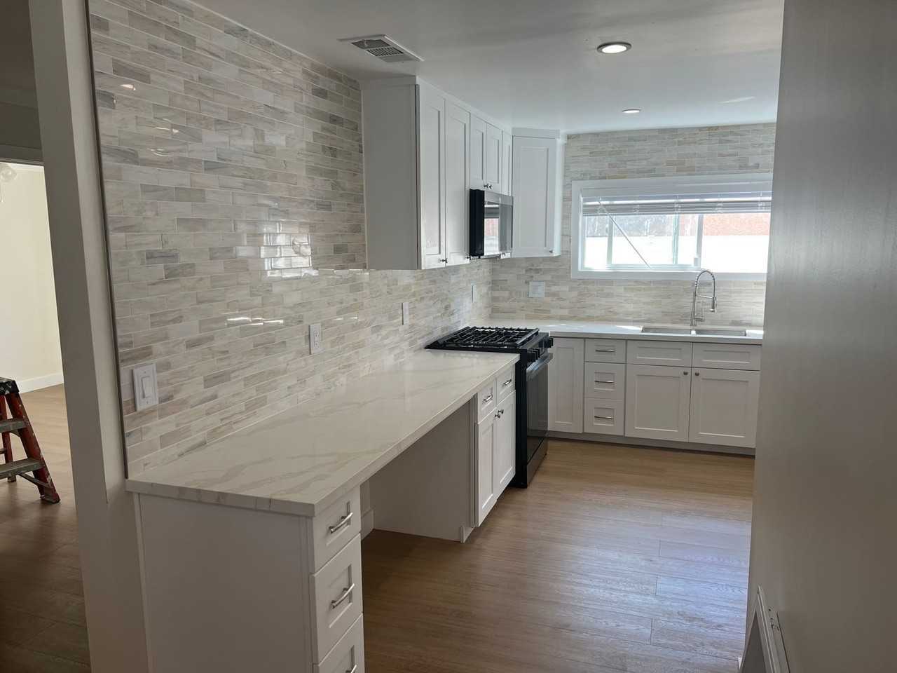 2134 E Wayside St - Photo 3 of 16