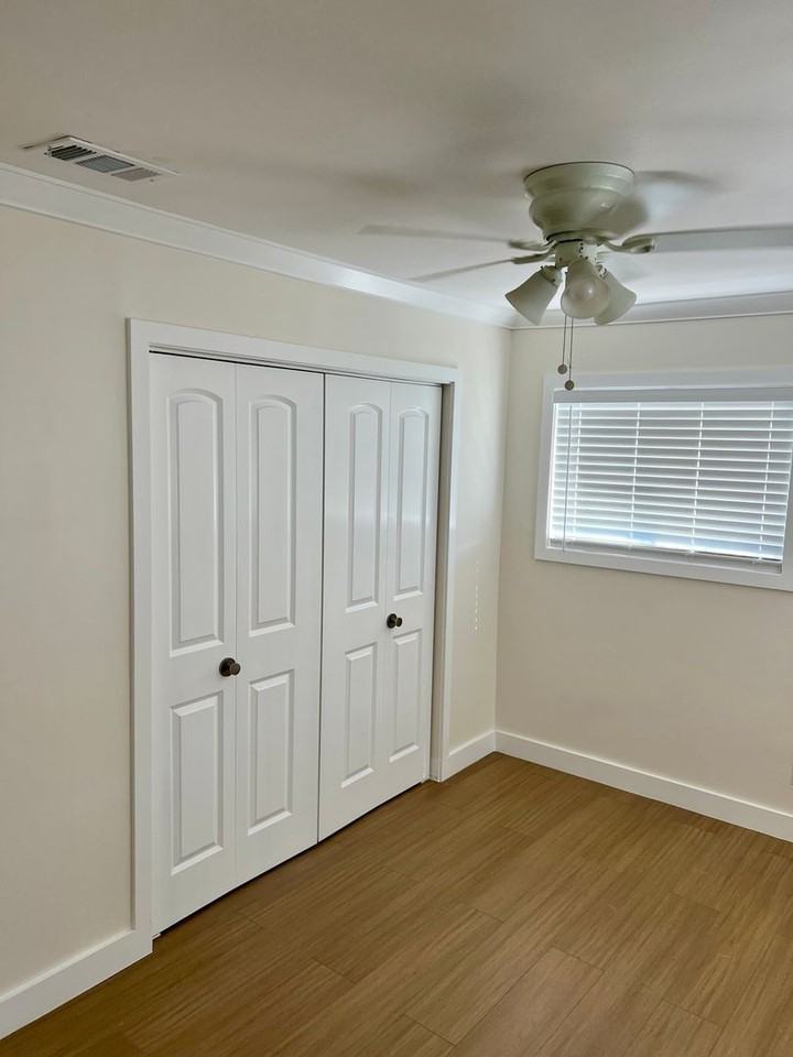 2134 E Wayside St - Photo 4 of 16