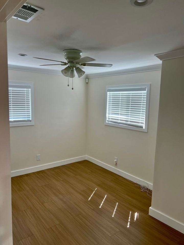 2134 E Wayside St - Photo 6 of 16