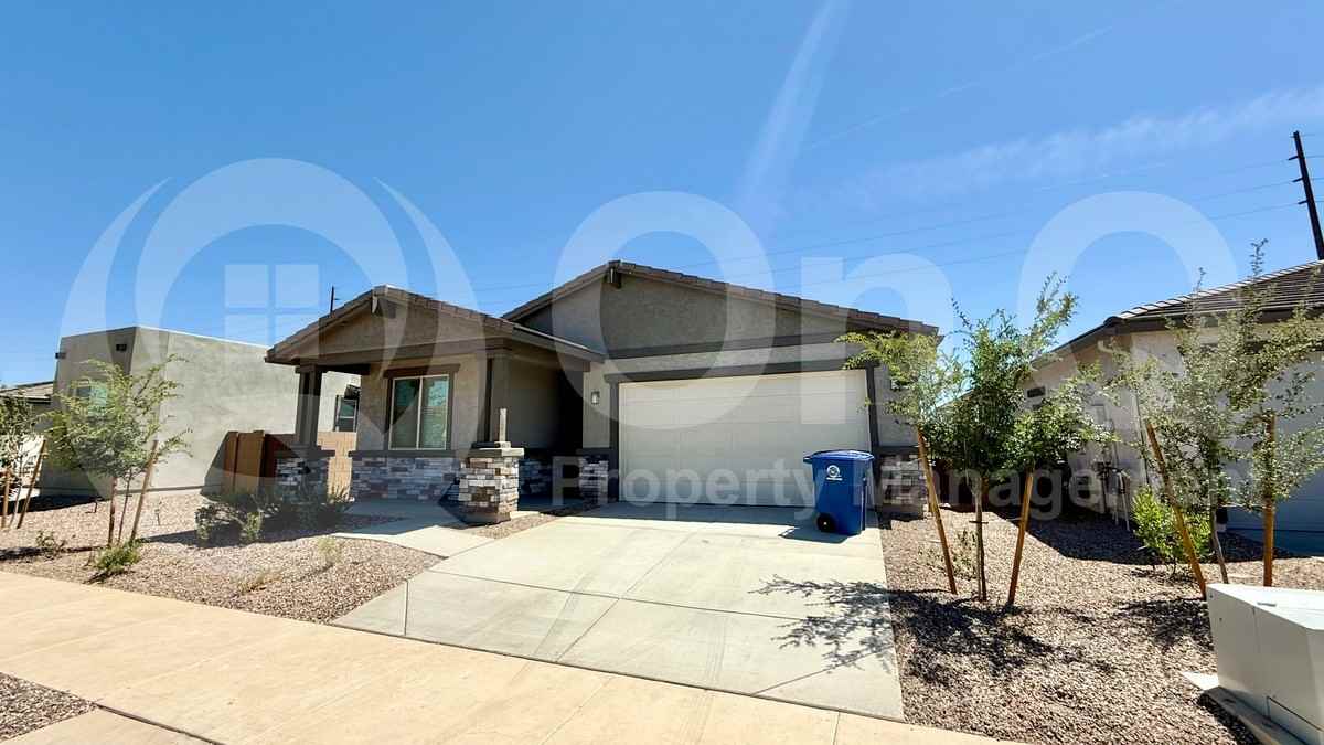 23017 E Diana Way - Photo 2 of 25