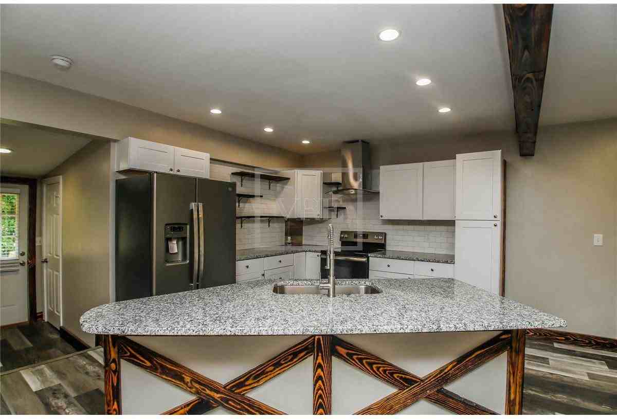 2343 Liberty Church Rd - Photo 3 of 10