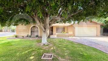 featured image of 2736 S Cottonwood