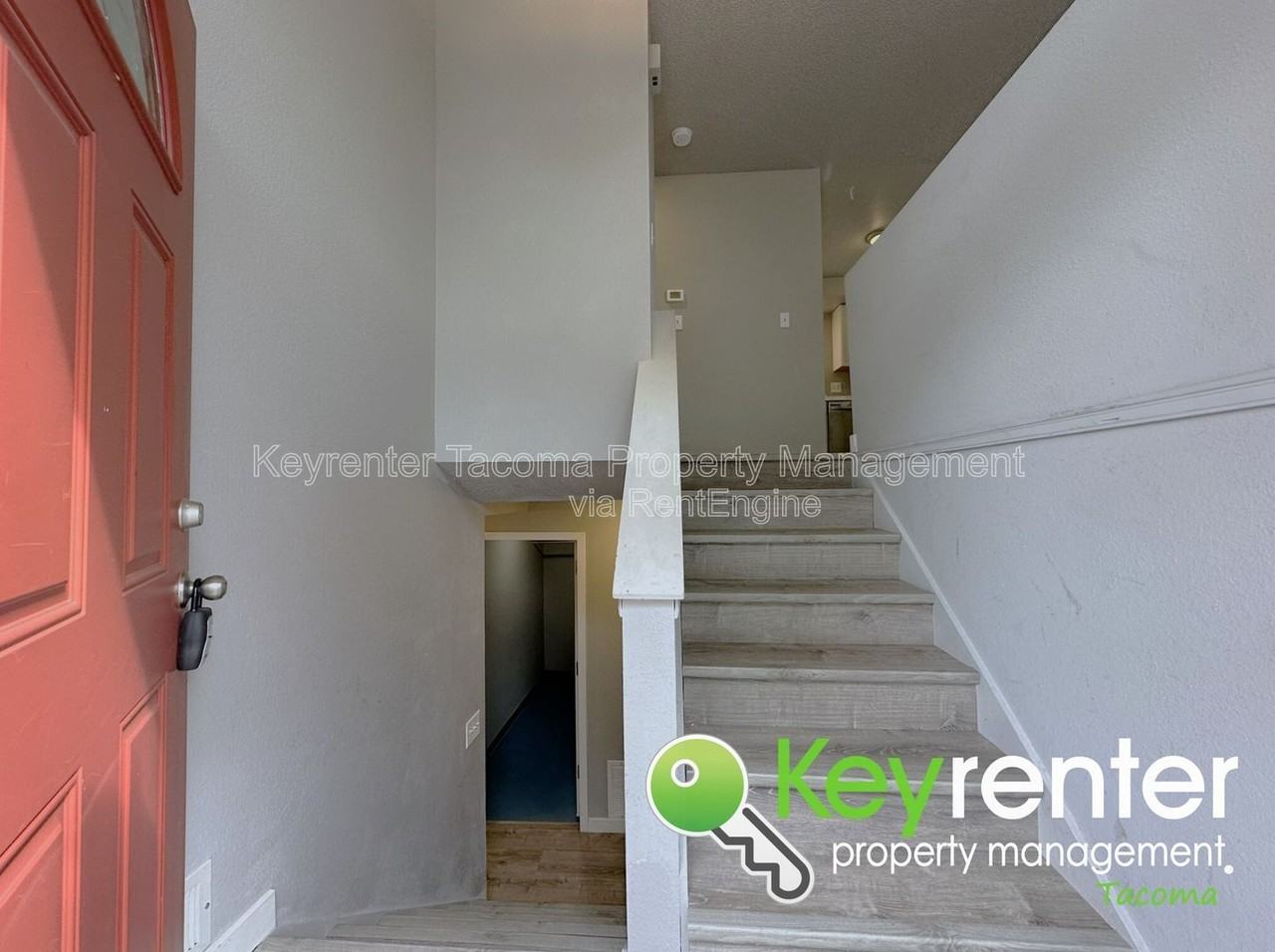 2215 N Madison St - Photo 2 of 32