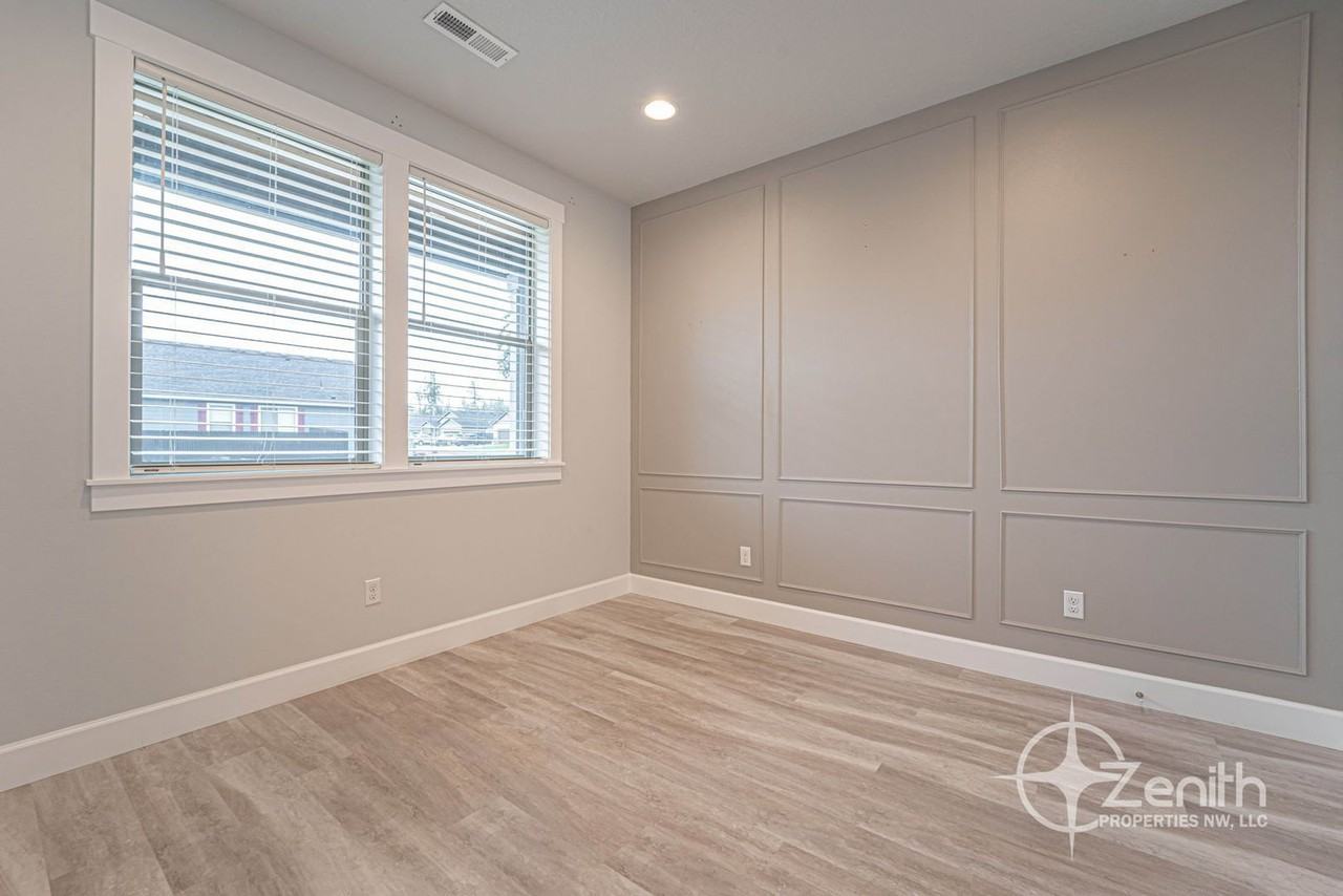 134 Zephyr Dr - Photo 6 of 43
