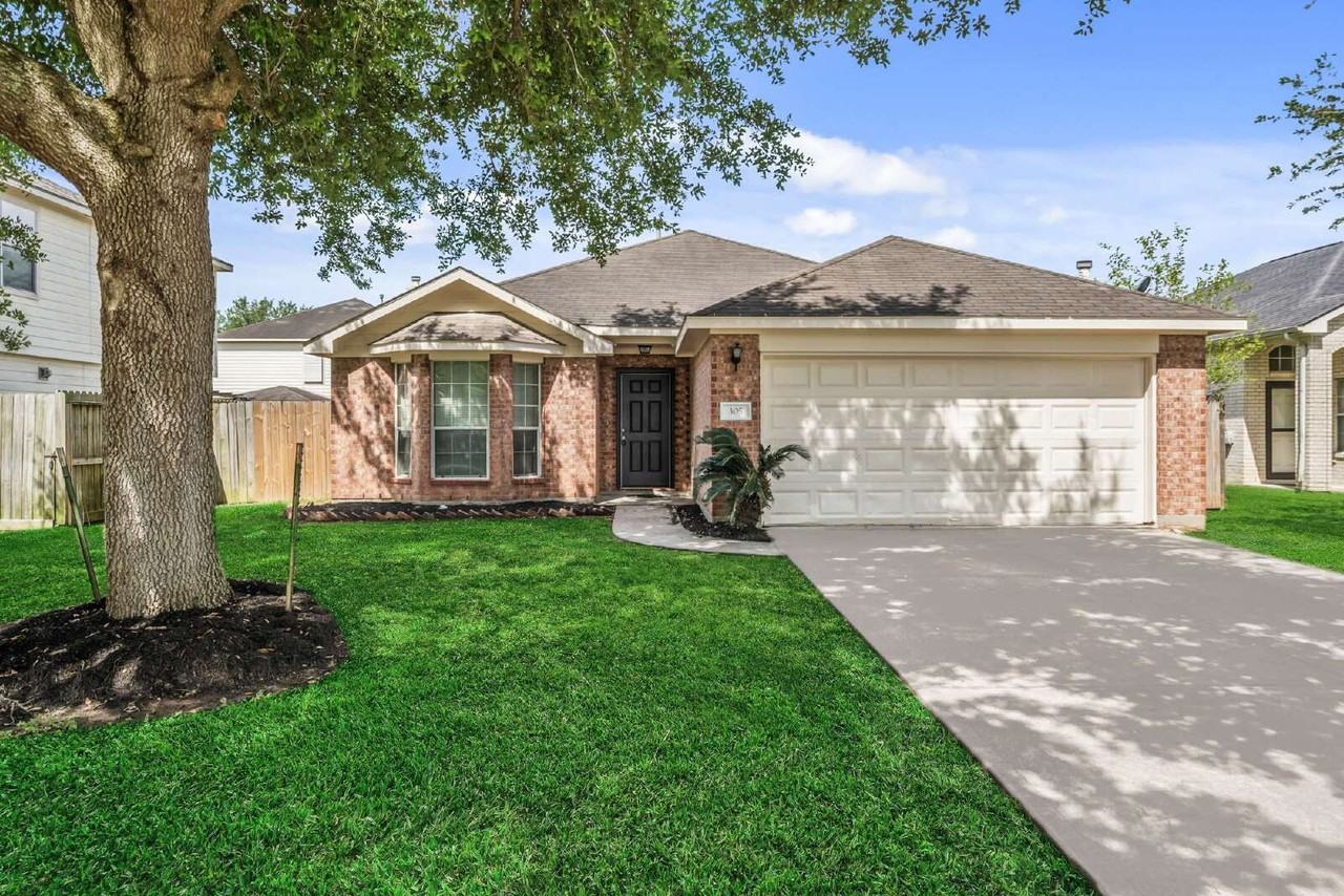 305 S Golden Oak Dr - Photo 4 of 13