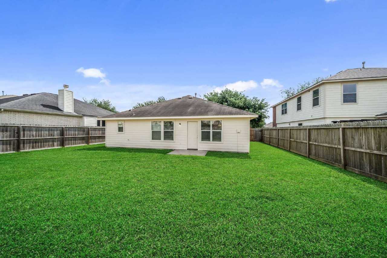305 S Golden Oak Dr - Photo 7 of 13