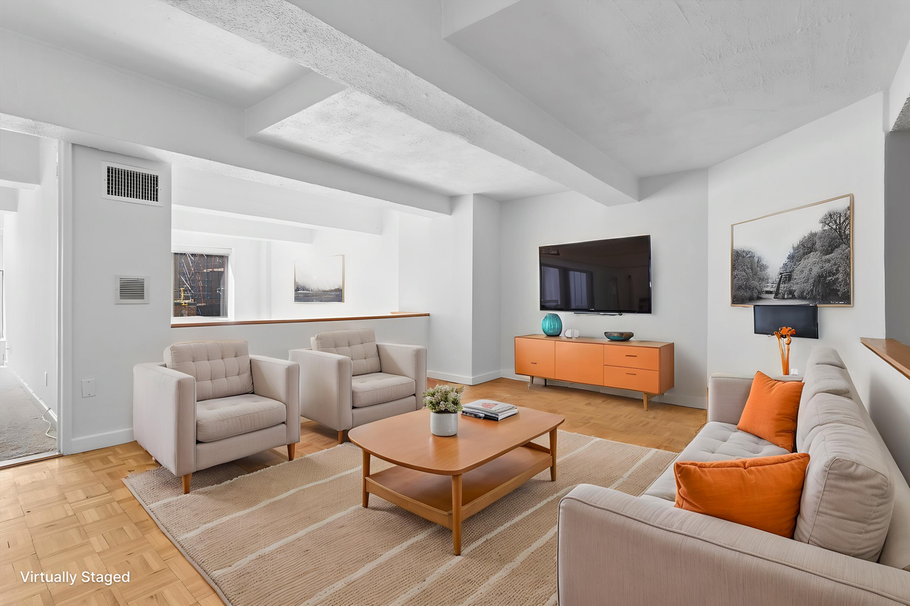 421 Hudson St #517 - Photo 4 of 14