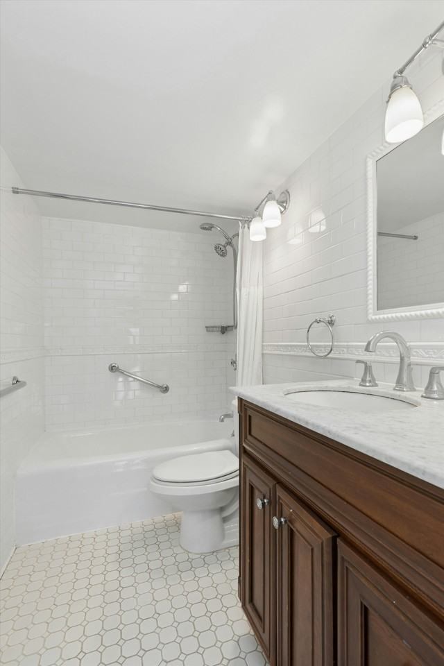 421 Hudson St #517 - Photo 5 of 14