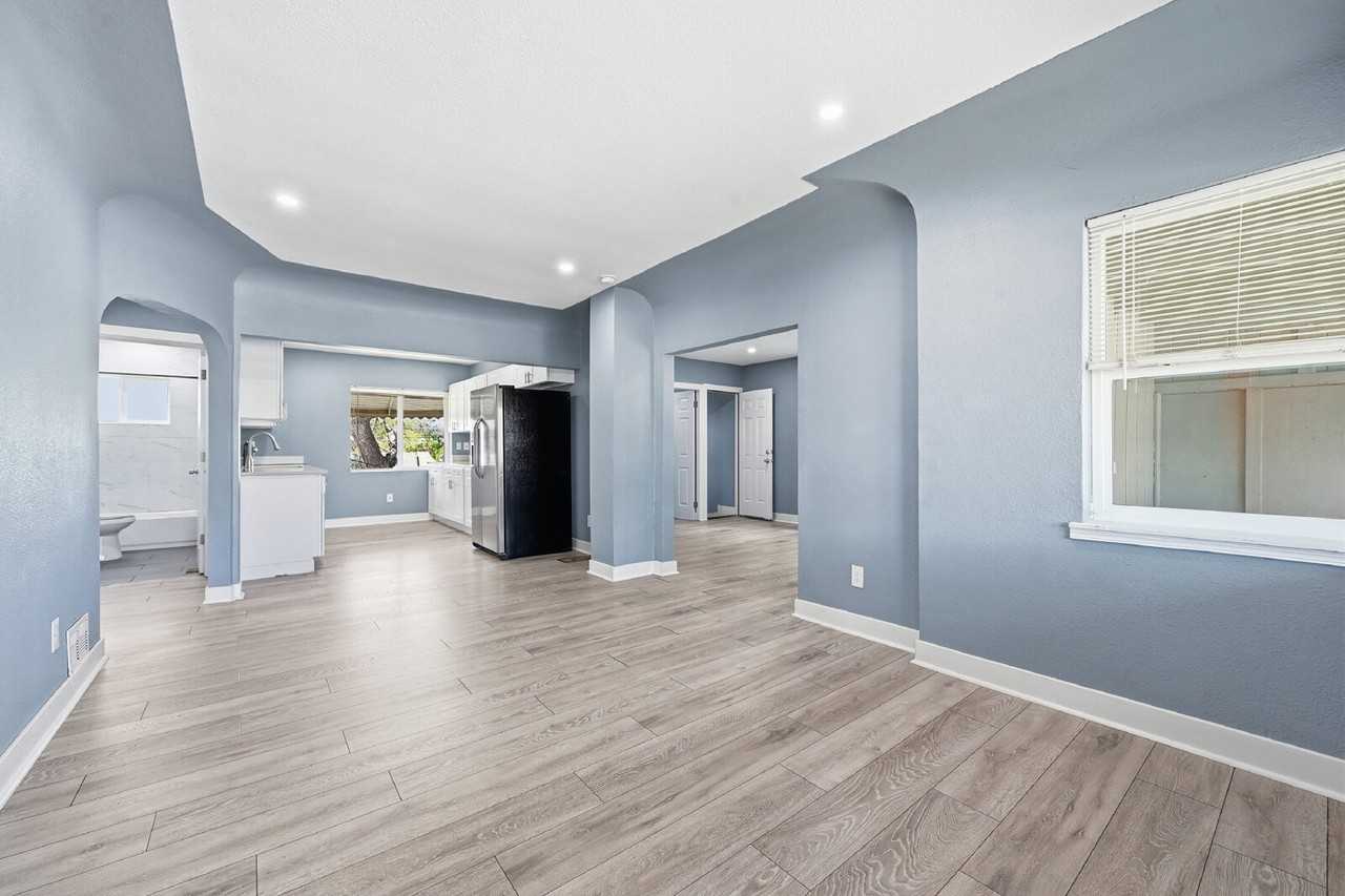 5355 Newton St - Photo 2 of 38