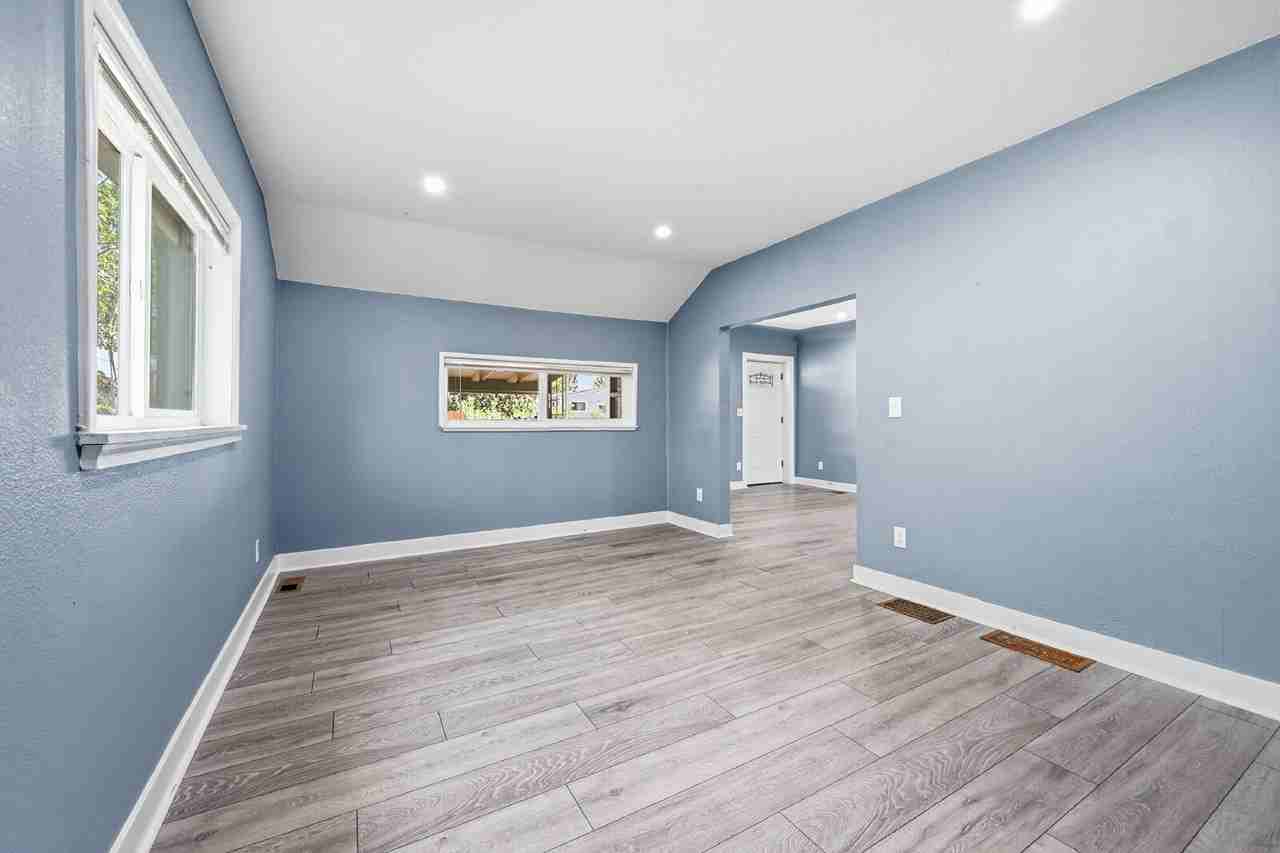 5355 Newton St - Photo 7 of 38