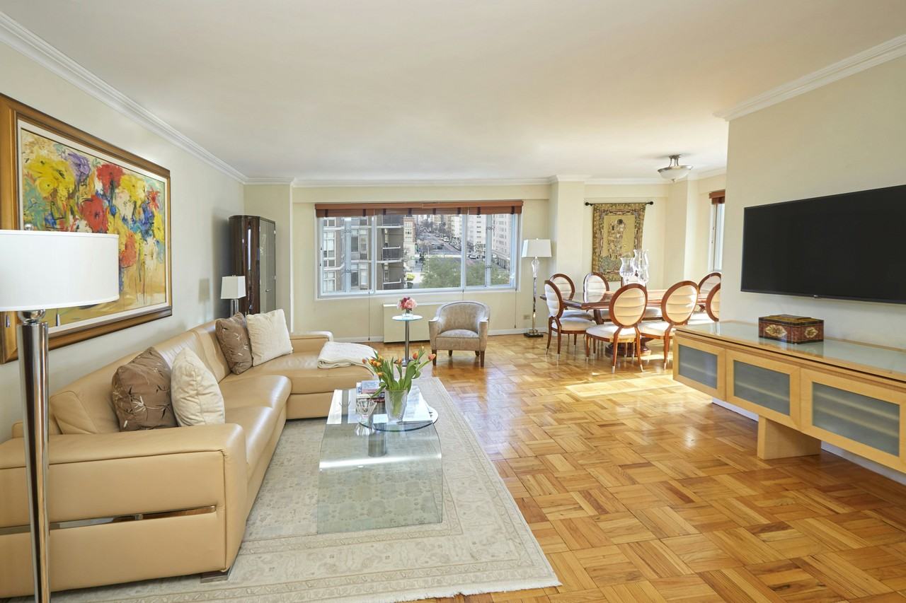 166 E 63rd St #9G - Photo 3 of 9