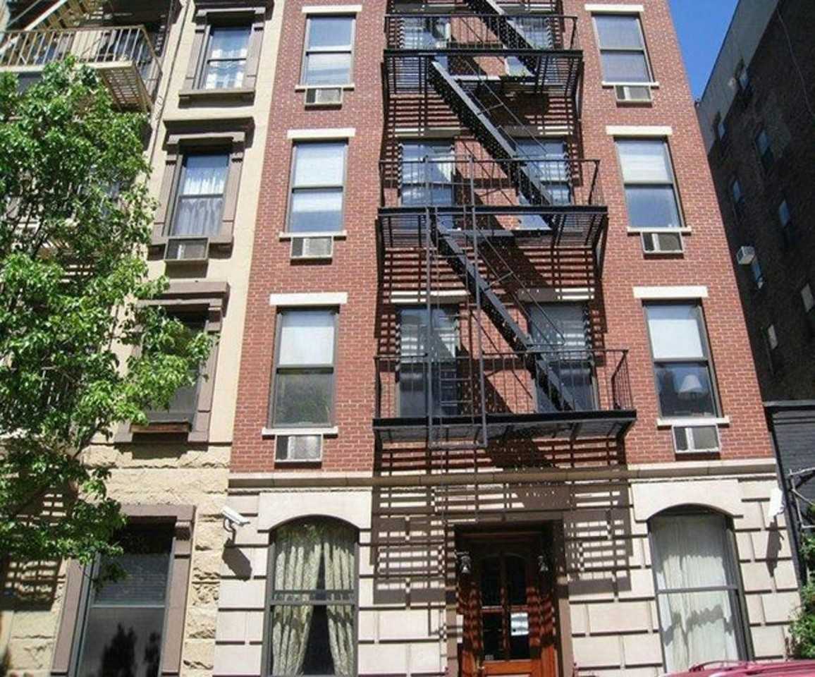 219 W 20th St #4B - Photo 4 of 4