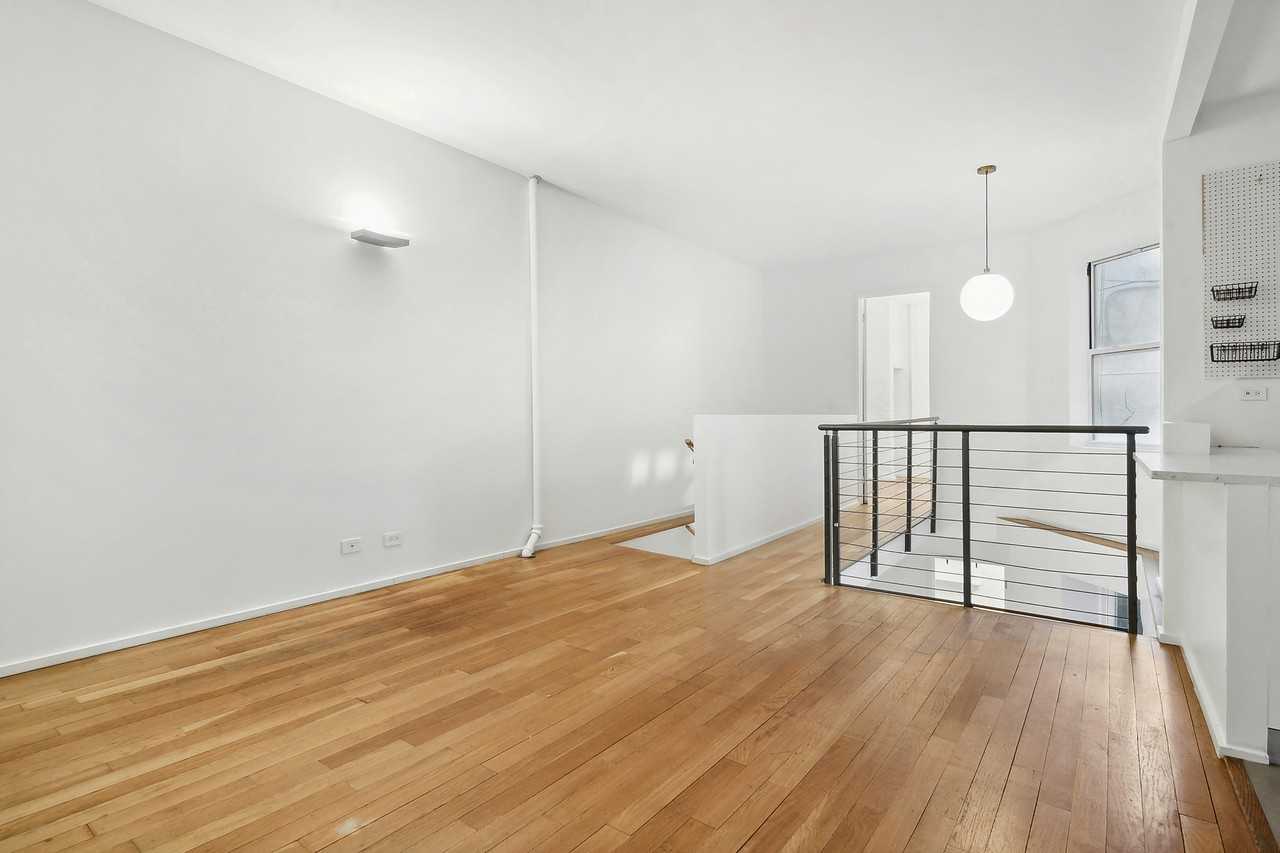 72 Herkimer St #1R - Photo 2 of 12