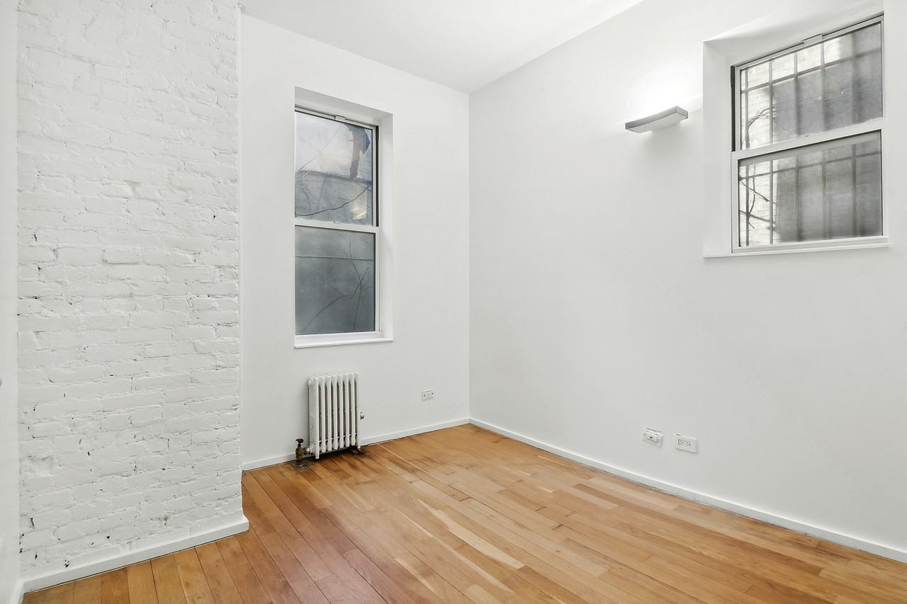 72 Herkimer St #1R - Photo 5 of 12