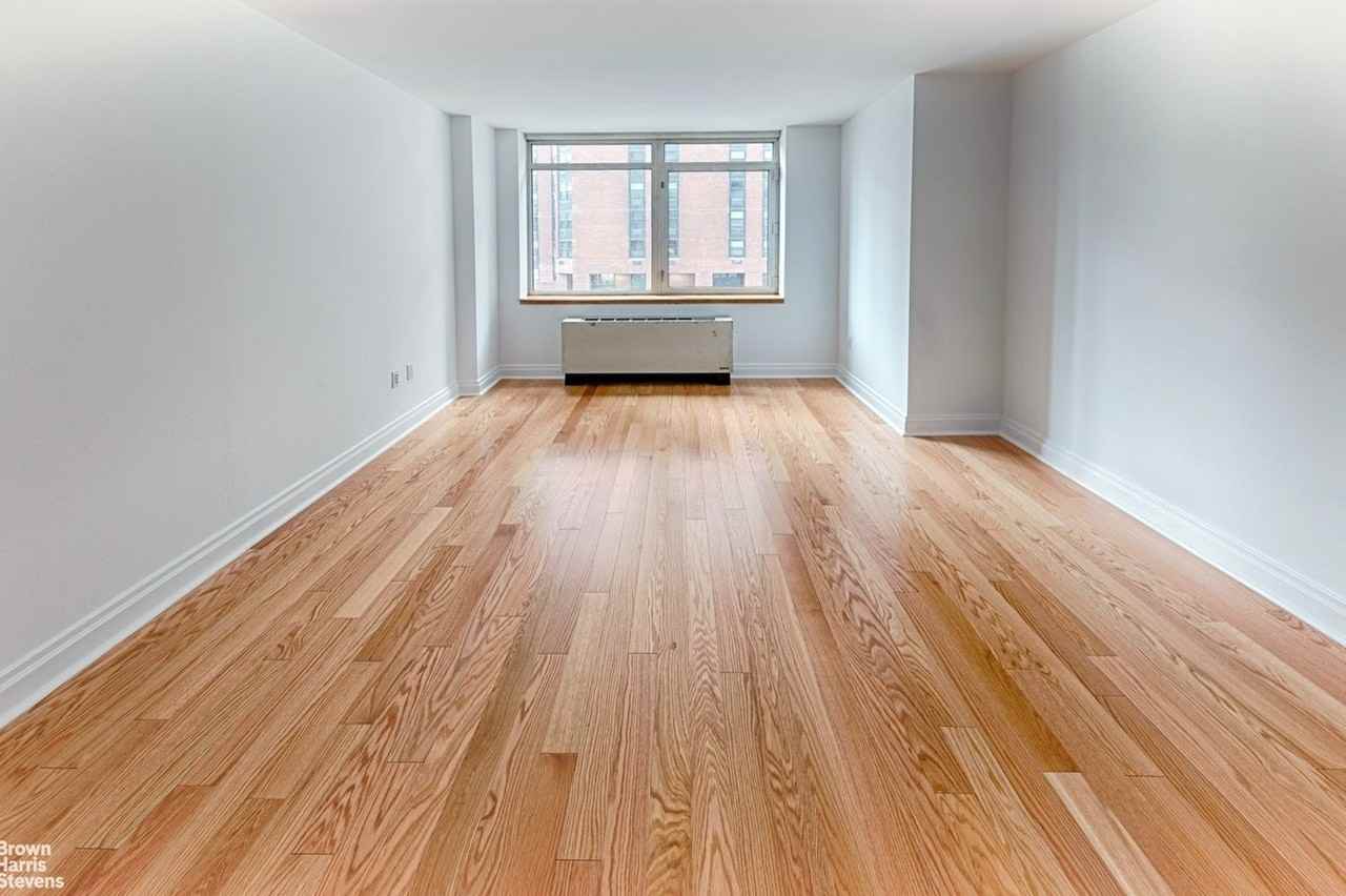 1760 2nd Ave #4C - Photo 6 of 10