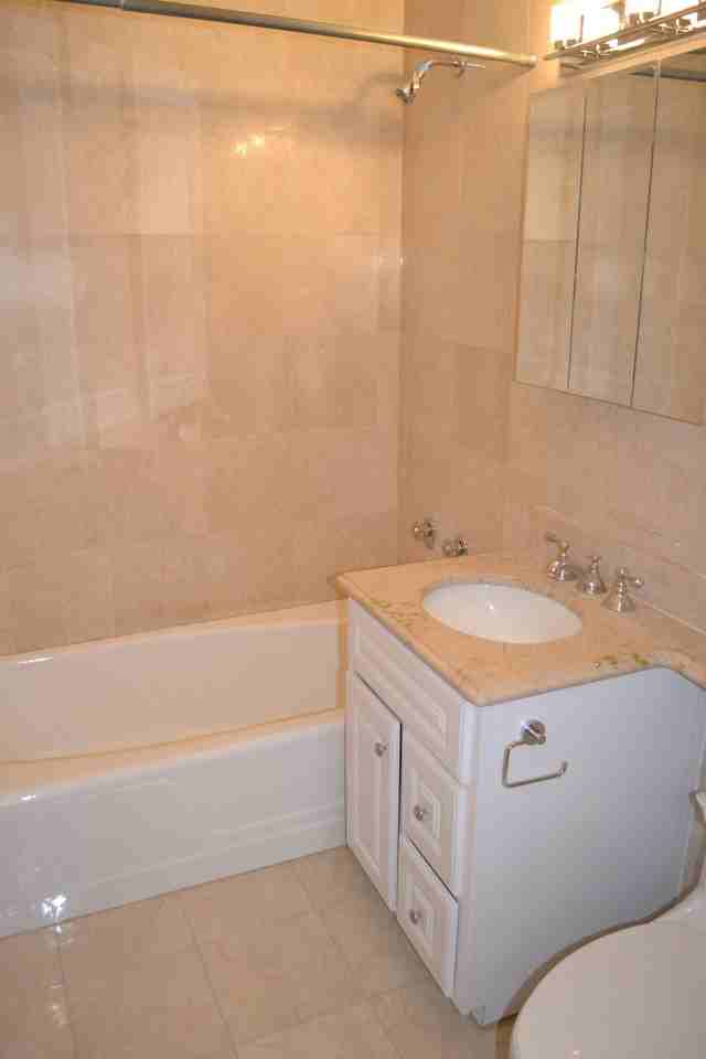 60 W 57th St #12E - Photo 7 of 7