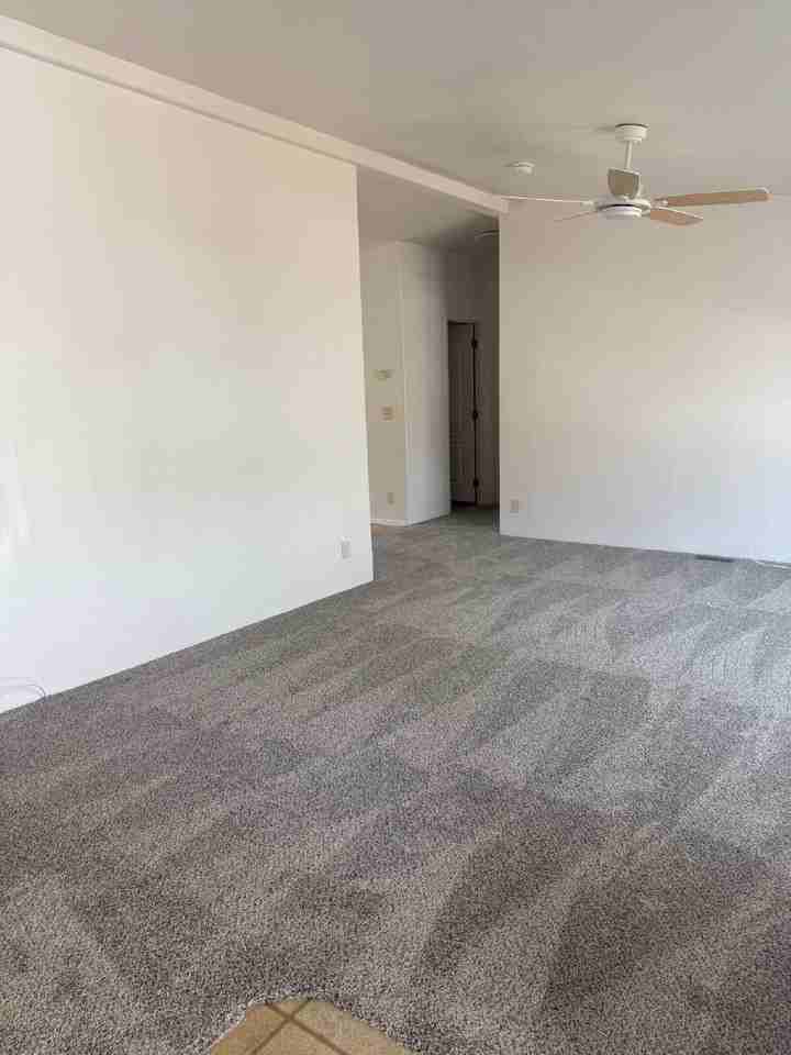 841 S 11th Dr - Photo 2 of 17