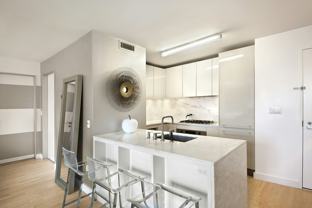 322 W 57th St #29P - Photo 1 of 1