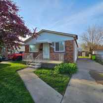 17443 Roseville Blvd - Photo 1 of 1