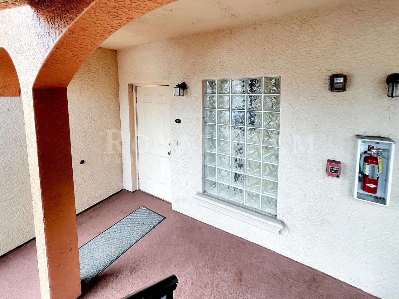 4172 Castilla Cir - Photo 5 of 25