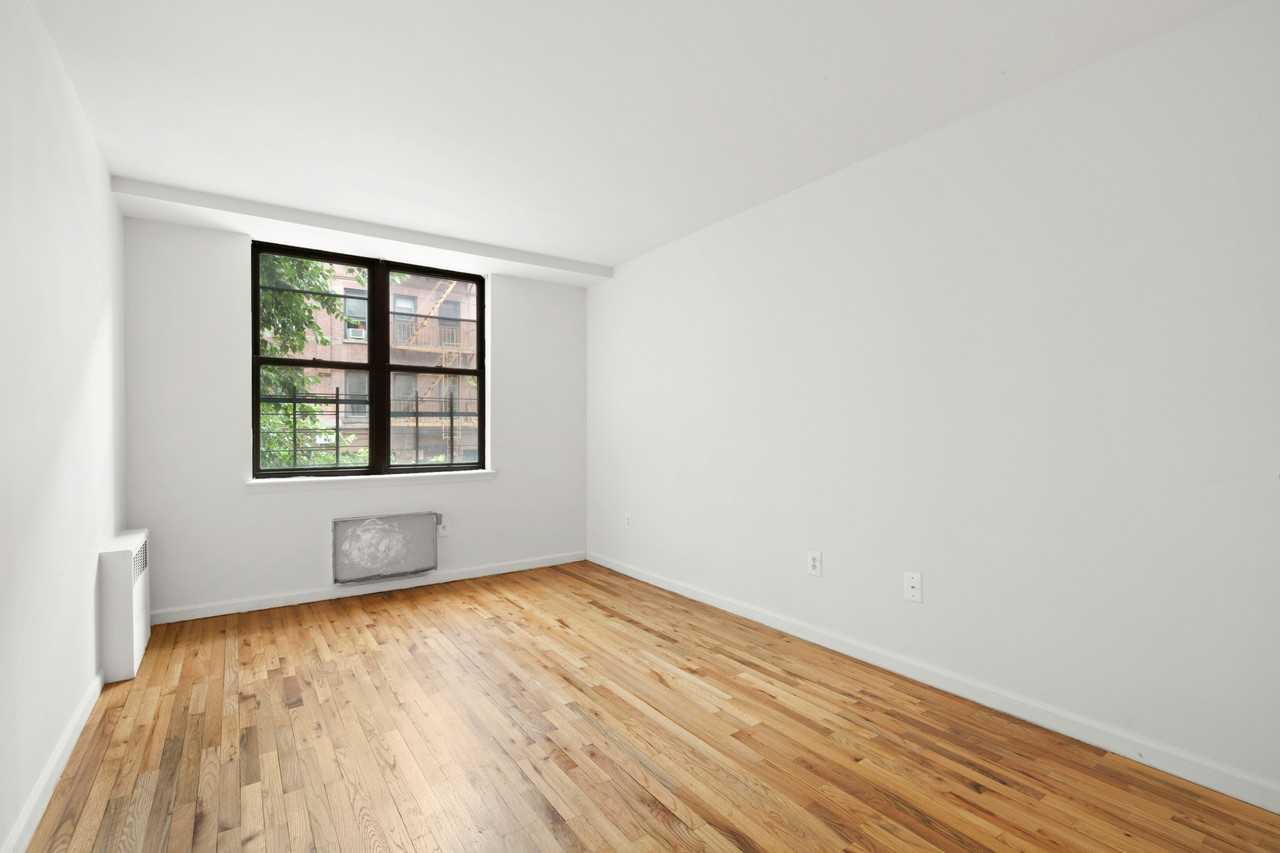 279 W 117th St #2B - Photo 5 of 12