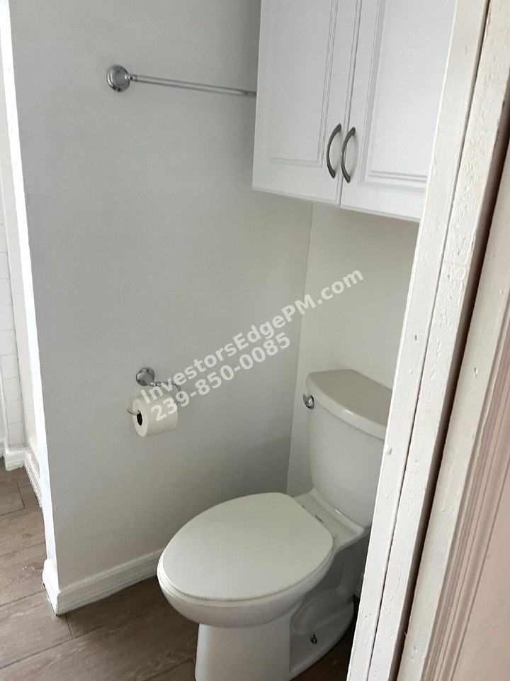 1148 Harbor Dr #2 - Photo 4 of 14