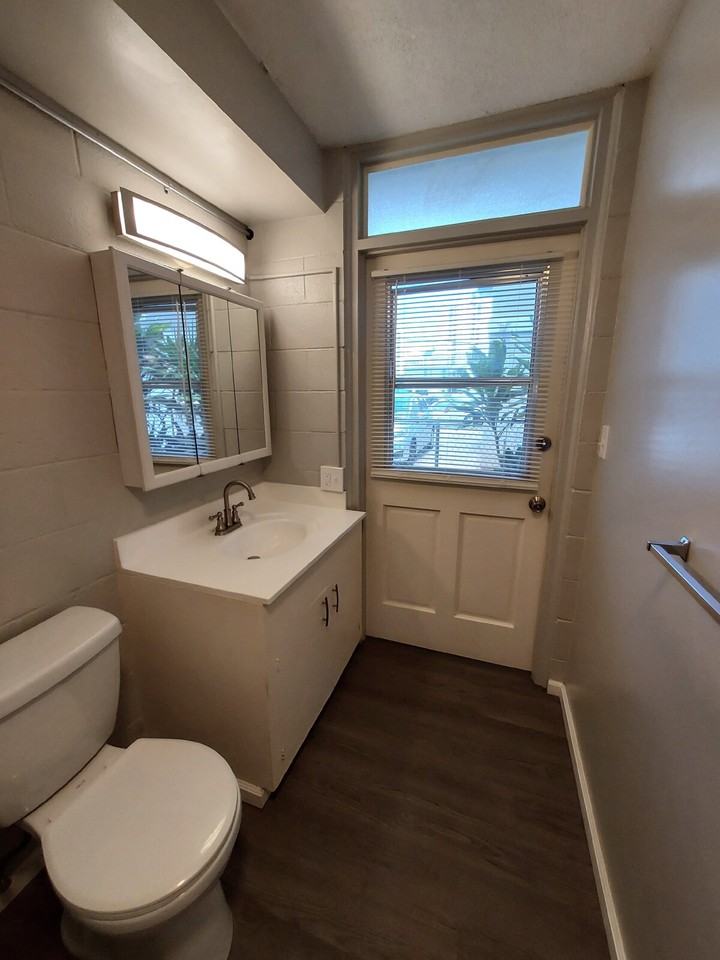 1329 Kaihee St - Photo 7 of 11