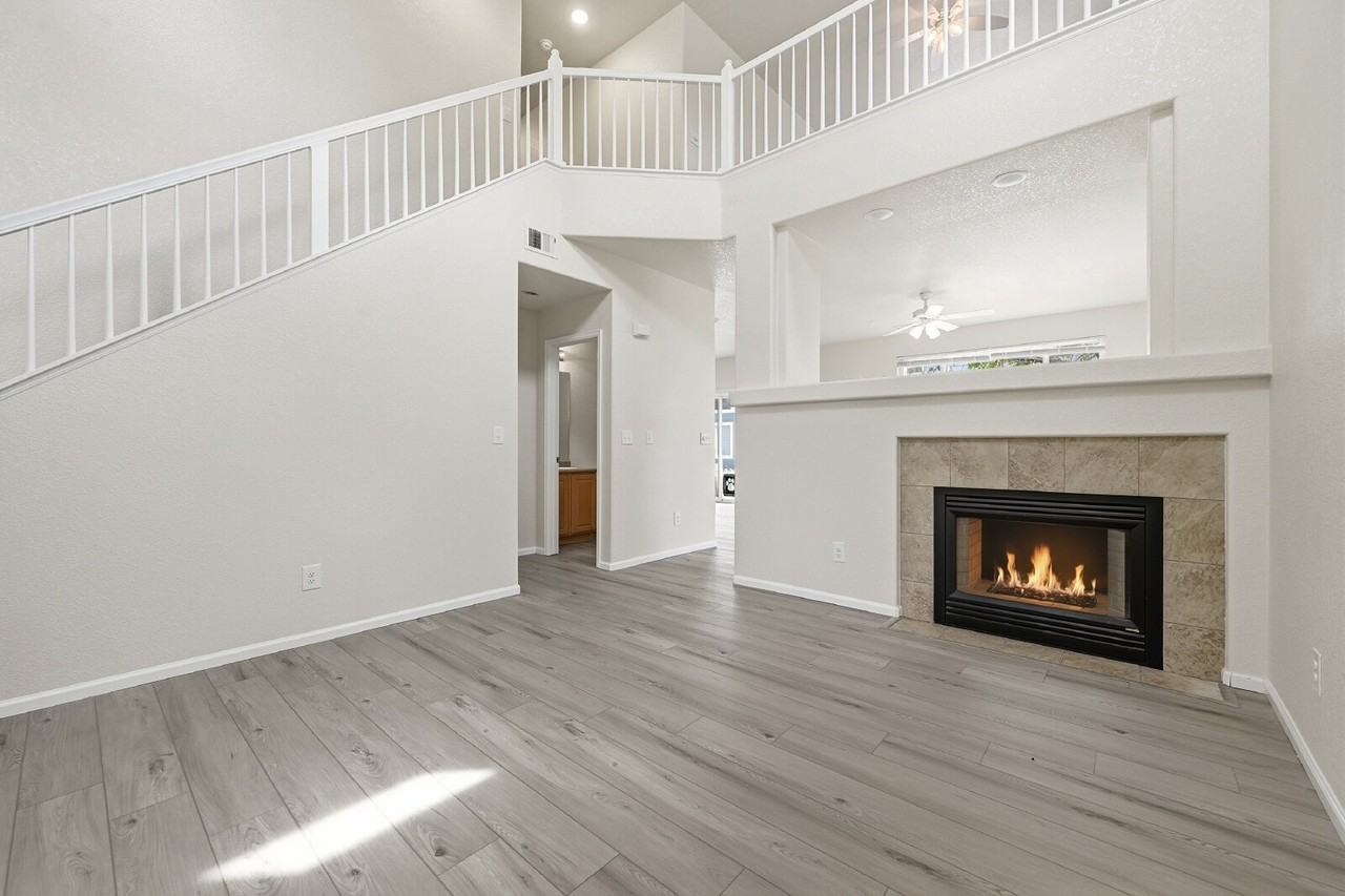 3500 E 140th Ave - Photo 6 of 39