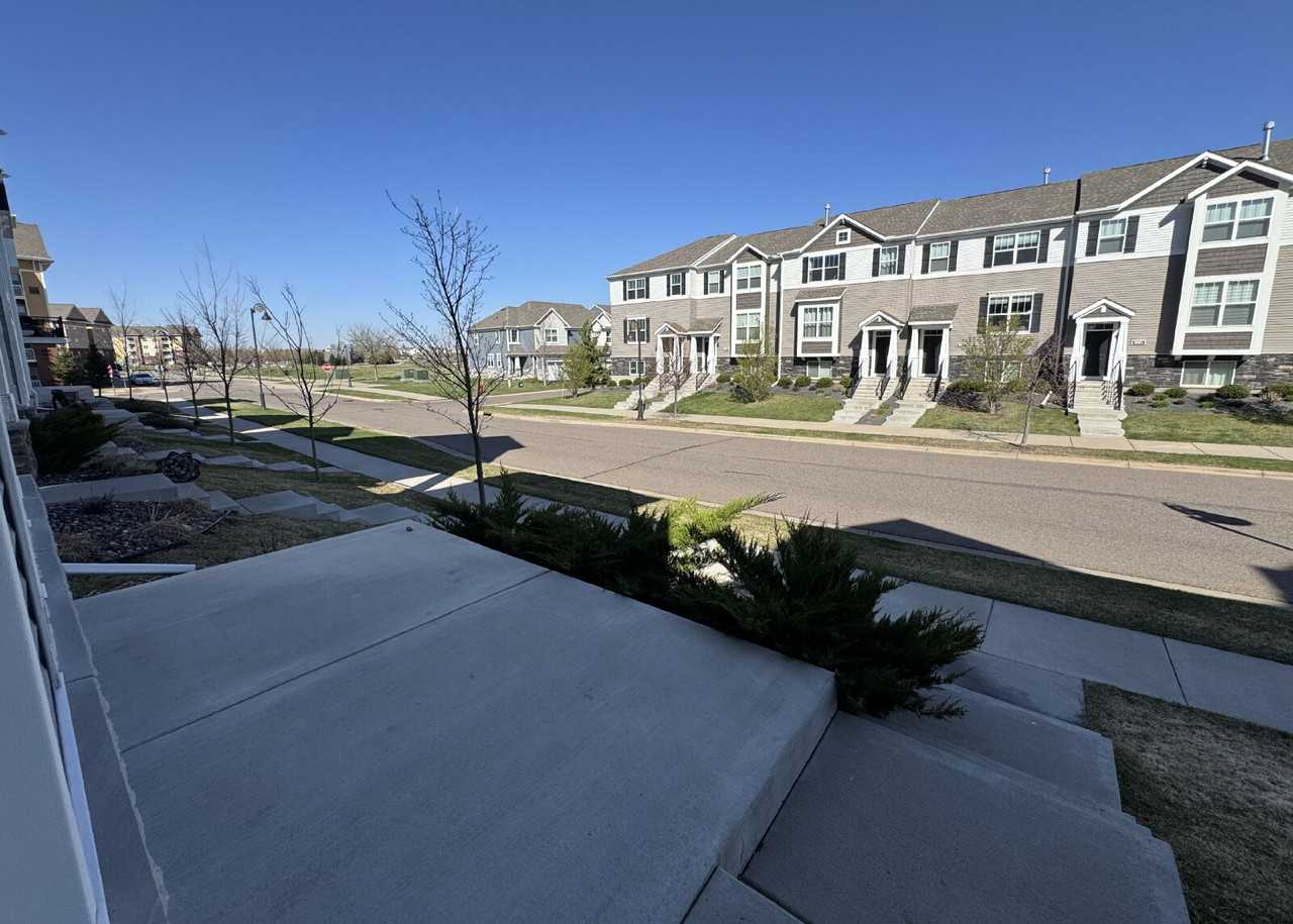 8056 Central Park Way N - Photo 3 of 25