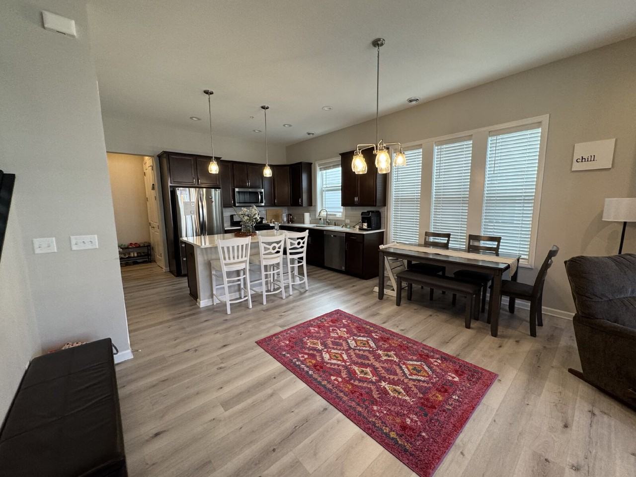 8056 Central Park Way N - Photo 7 of 25