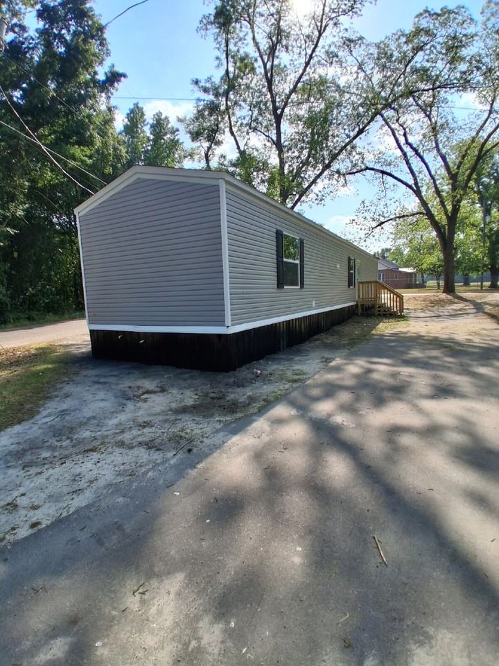 168 Fredrick St - Photo 2 of 32