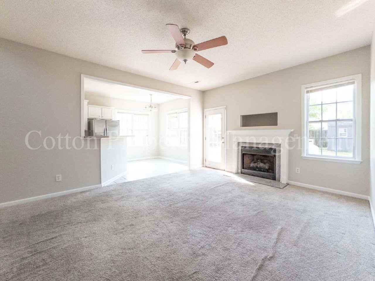 448 Vallie Ln - Photo 7 of 44